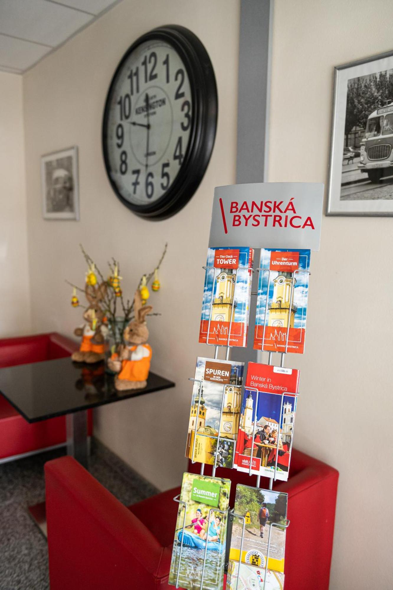 City Hotel B&B, Reception 24 7, 800M Od-From R1, Free Parking Banská Bystrica Buitenkant foto